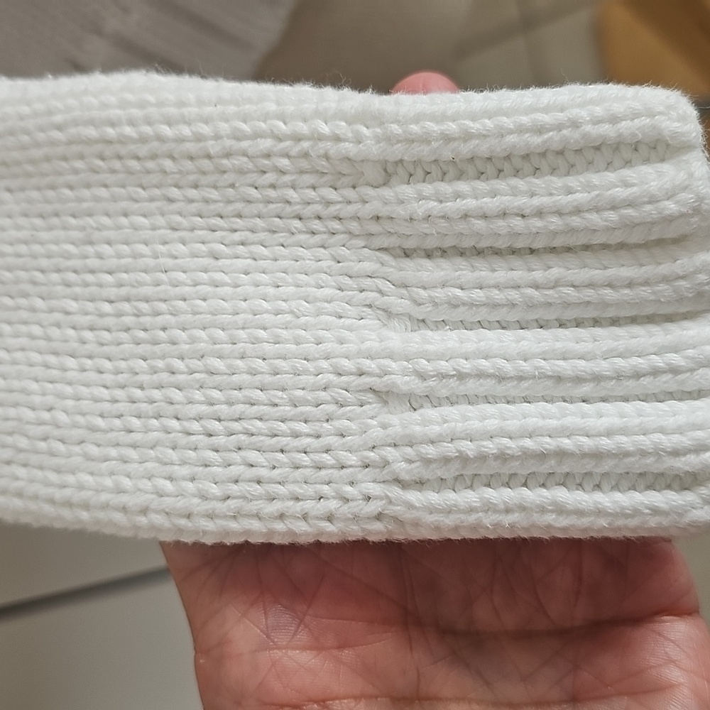 Lilly Pulitzer Bainbridge Shawl Collar  White Sweater with Gold Accents. XXS - Picture 4 of 8